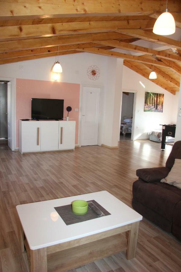 Vacation House "Viola" Fažana Buitenkant foto